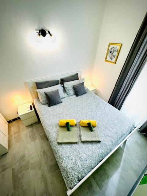 Casa Vacanza A 100 Metri Dal Mare 因佩里亚 外观 照片