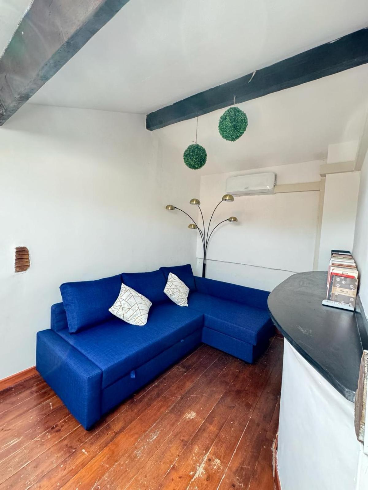 Casa Vacanza A 100 Metri Dal Mare 因佩里亚 外观 照片